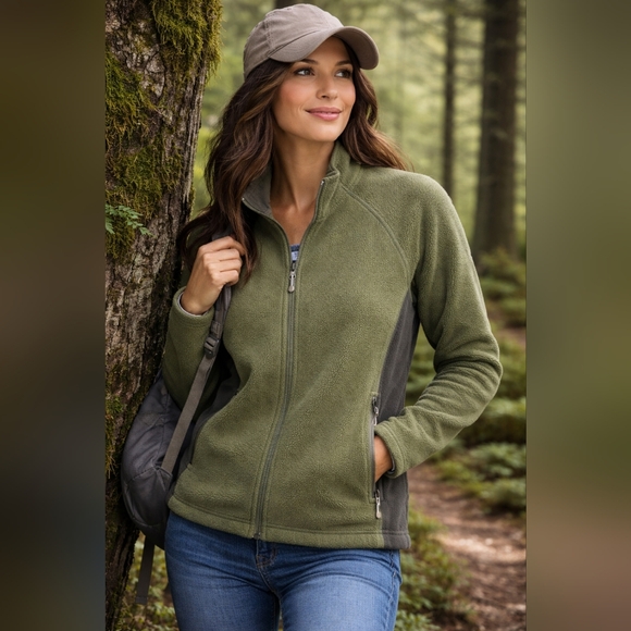 MEC Jackets & Blazers - MEC | Women's Olive Green Fleece Jacket, Size S